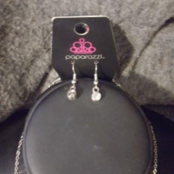 Silver Necklace Set J-129 - Picture 3 of 3